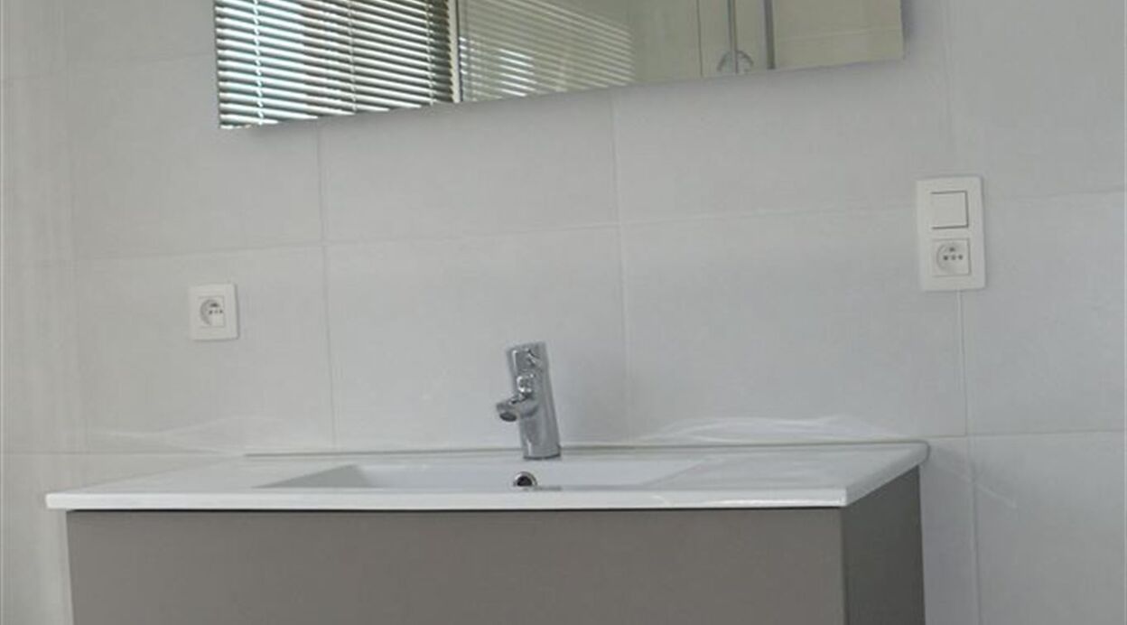 Half Open Bebouwing te huur in TISSELT