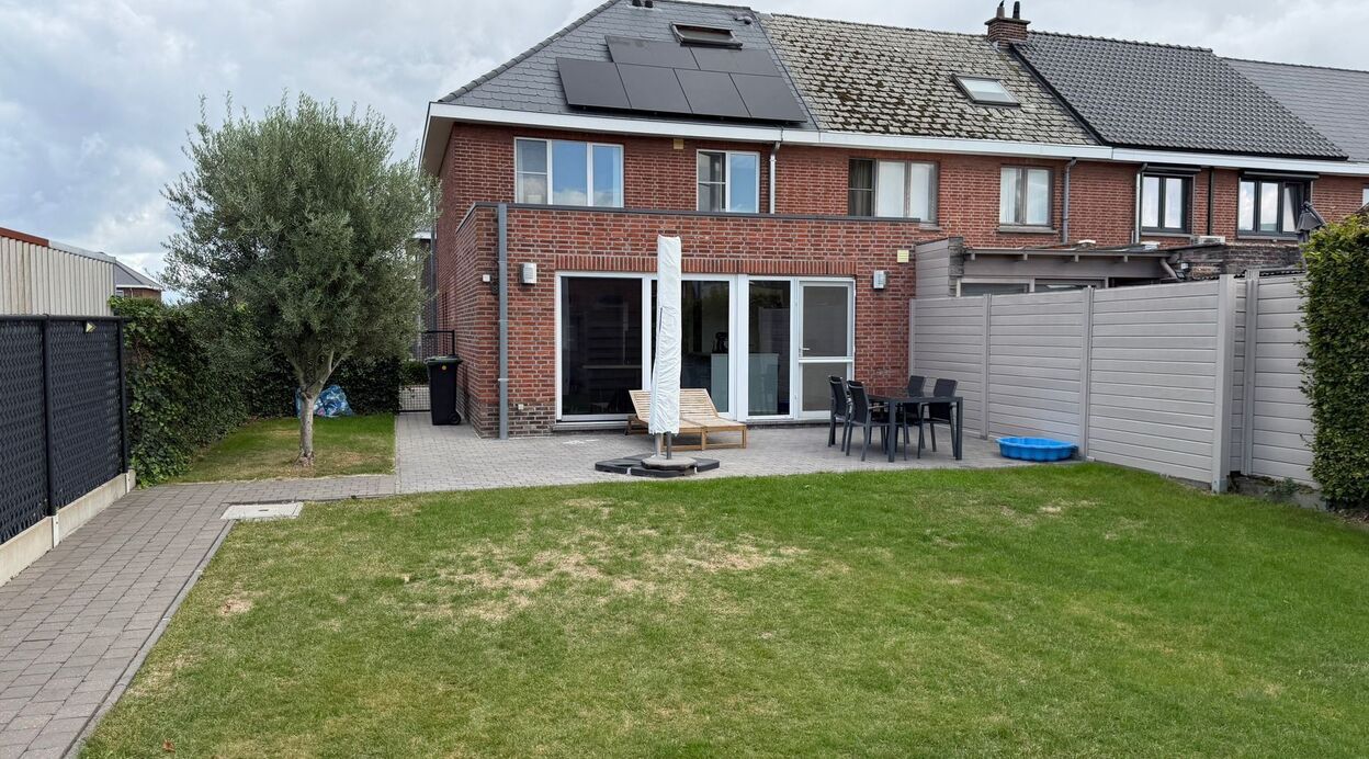 Half Open Bebouwing te huur in TISSELT