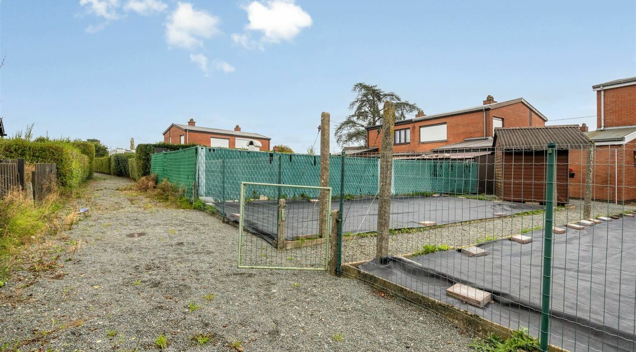 Half Open Bebouwing te koop in BUGGENHOUT