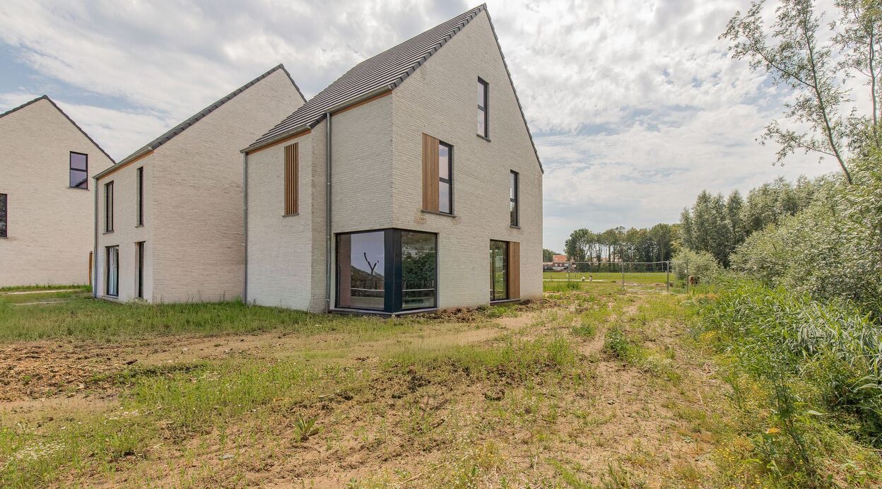 Half Open Bebouwing te koop in SINT-AMANDS