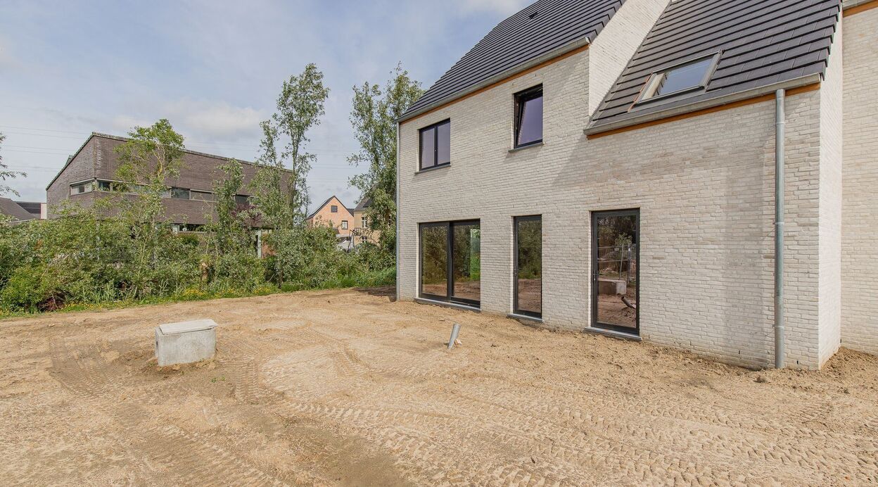 Half Open Bebouwing te koop in SINT-AMANDS