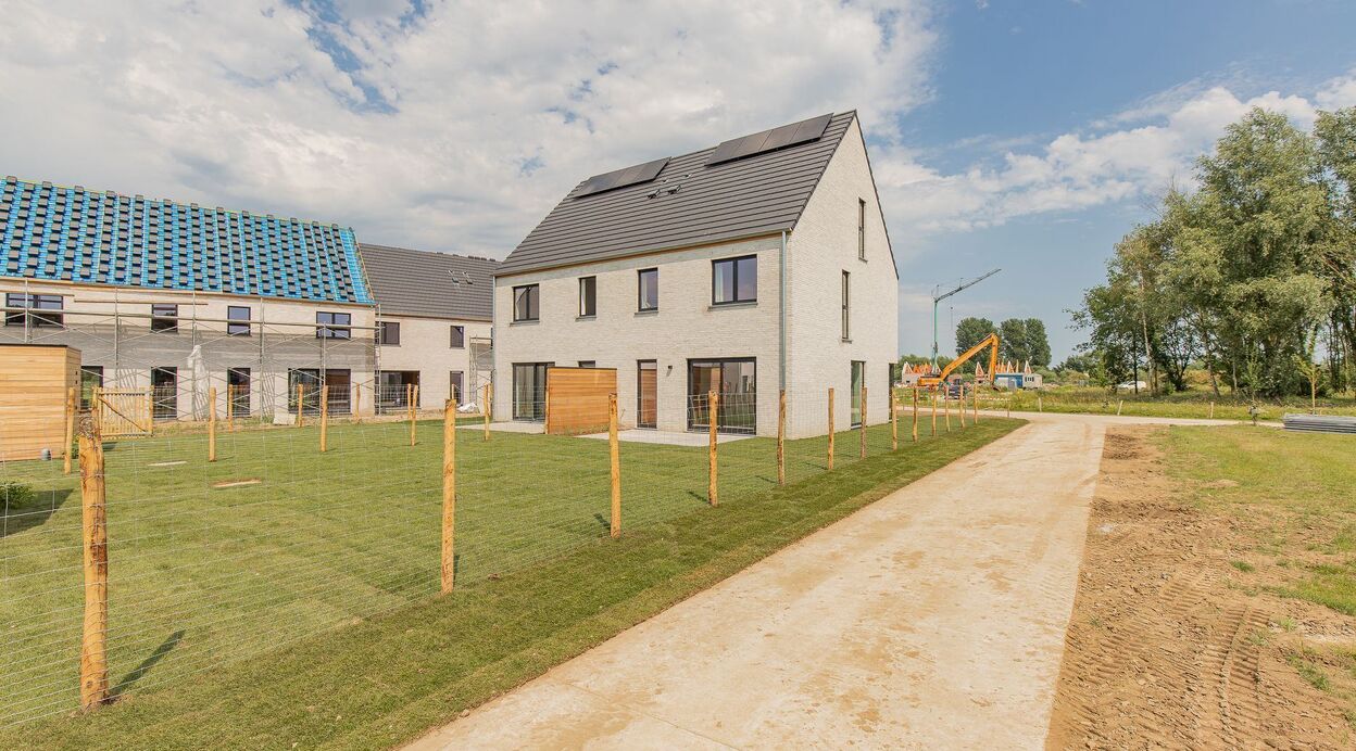 Half Open Bebouwing te koop in SINT-AMANDS