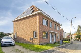 Woning te koop in OPPUURS