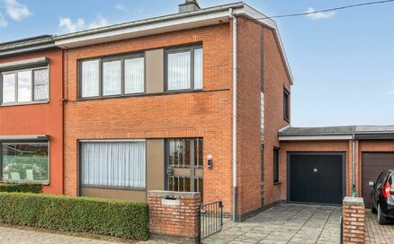 Half Open Bebouwing te koop in BUGGENHOUT